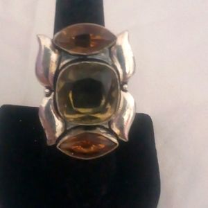 Big vintage green amethyst and smokey topaz cocktail ring Size 8 🤗